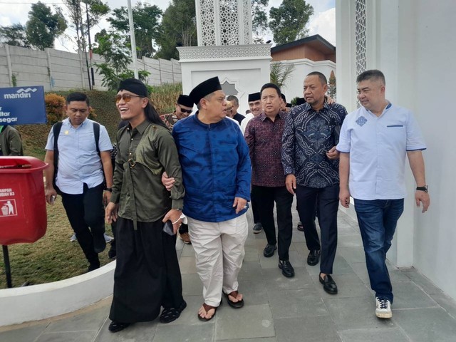 Peresmian Masjid Endan Andansih Dihadiri Para Petinggi